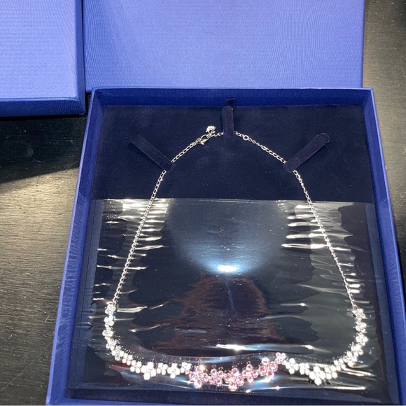 Swarovski Cherie necklace NWT - Picture 1 of 2
